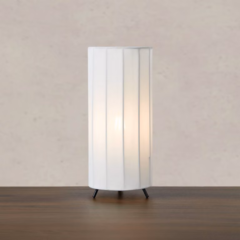 Markslöjd Lampada da tavolo Hikari, Bianco / Opale, Soggiorno / Sala da pranzo, Tessuto / Stoffa / Seta, Lampada da tavolo