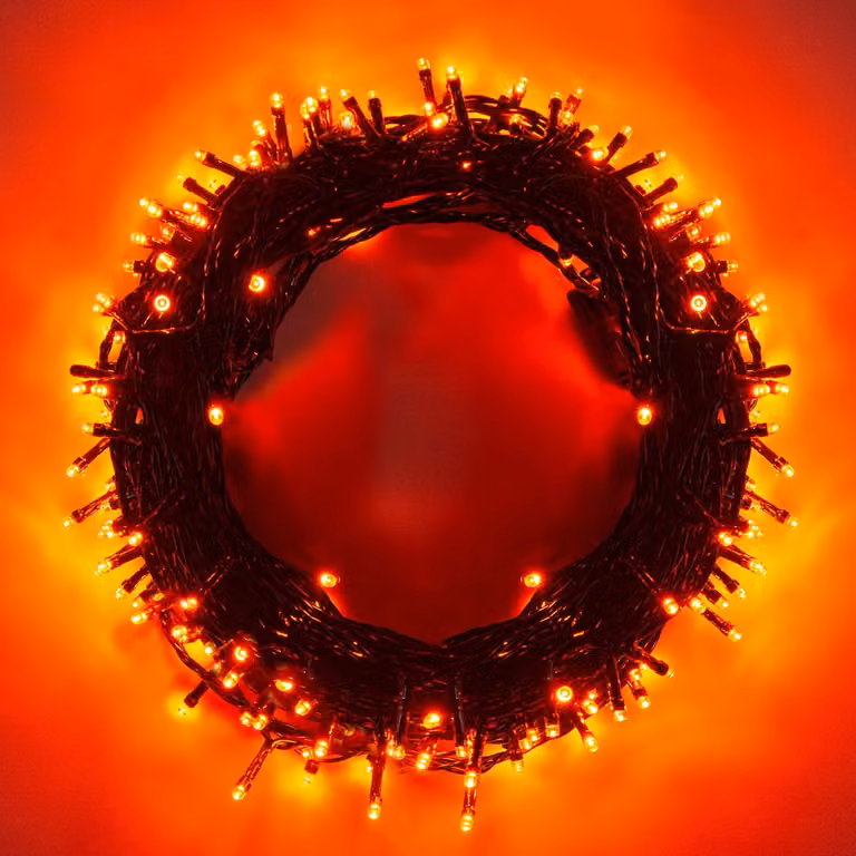 Catena luminosa da 15 metri, con 120 LED, 8 modalità, colore arancione, grado di protezione IP44