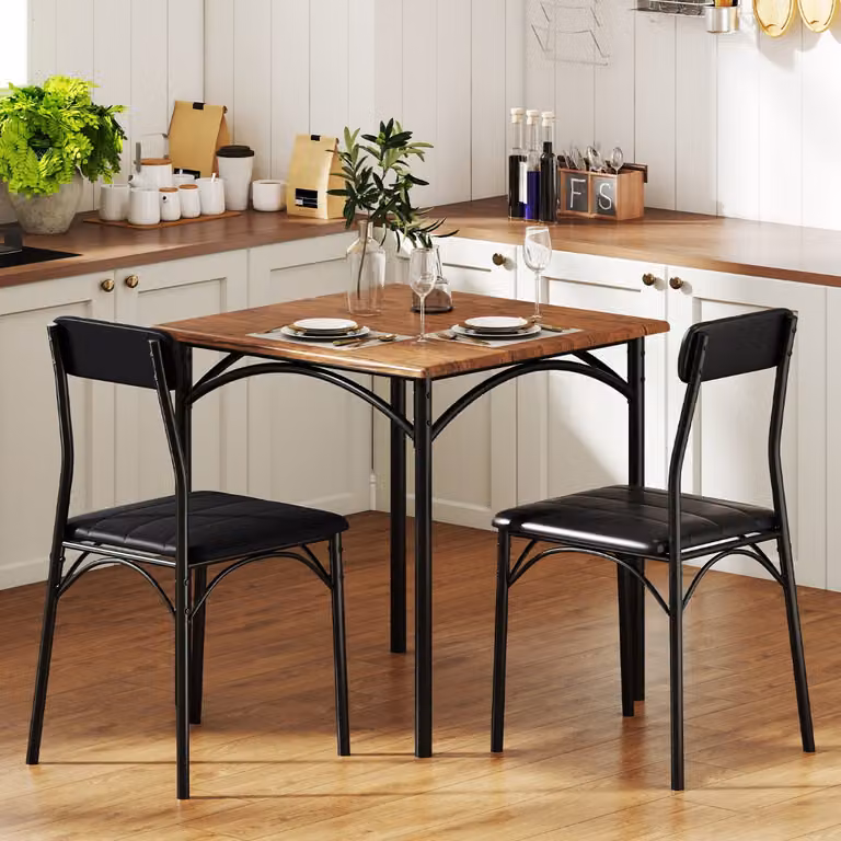 Set da pranzo Costway composto da tavolo quadrato in legno e 2 sedie con sedili imbottiti in stile industriale, marrone e nero