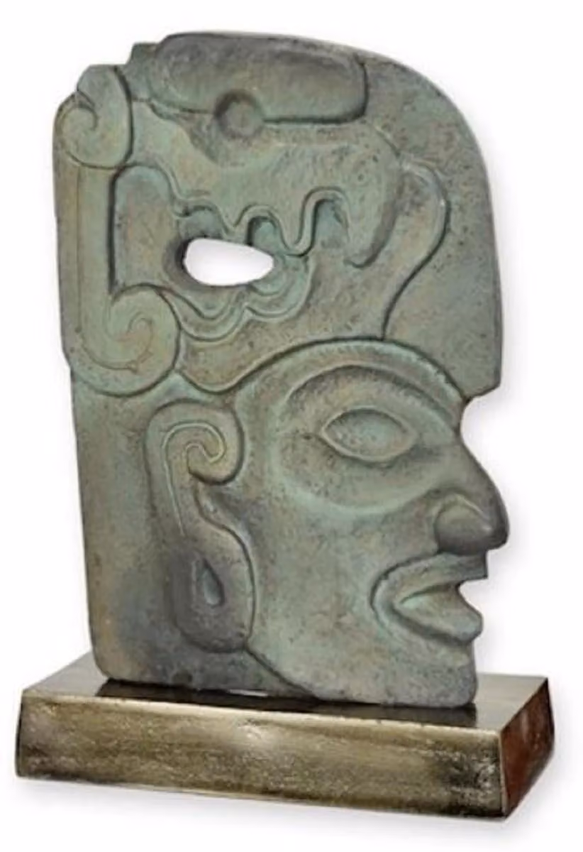 Casa Padrino scultura decorativa in alluminio faccia di Maya verde menta antico / grigio / oro 24 x 10,4 x h. 35,4 cm - Figura decorativa in alluminio - Decorazione per il soggiorno - Decorazione per la scrivania