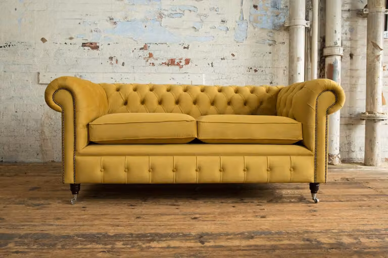Chesterfield Design Sofa 2 Sitzer Couch Polster Sitz Garnitur Leder Gelb