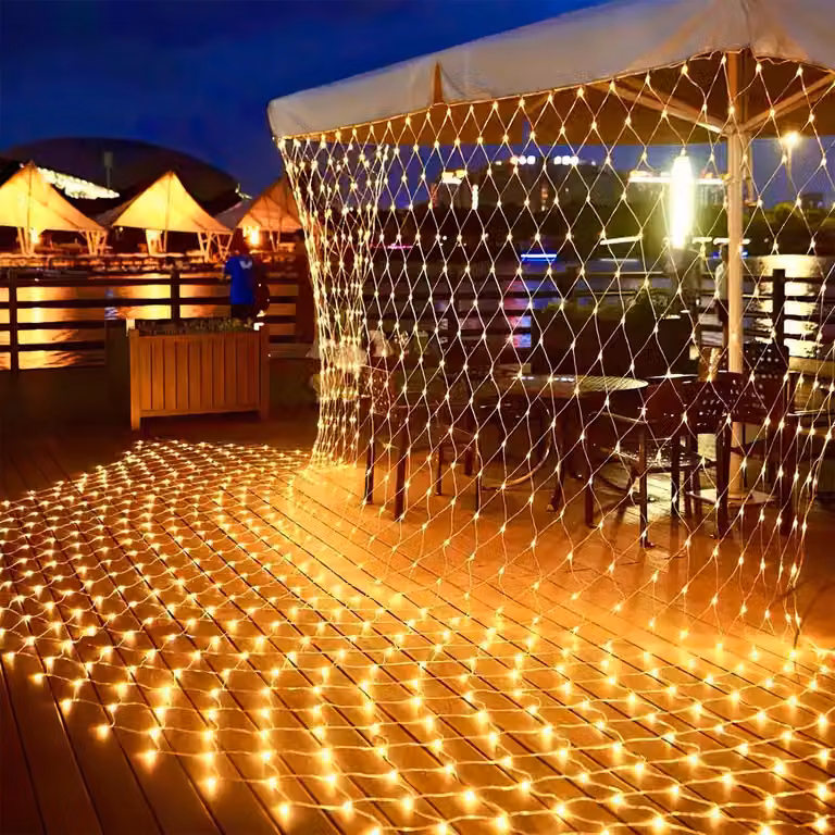 Ikodm, catena luminosa a LED, rete luminosa con 300 LED, dimensioni 4,5 x 1,6 metri, luce bianca calda, grado di protezione IP44, 8 modalità con funzione di memorizzazione, ideale per giardino, balcone, Natale