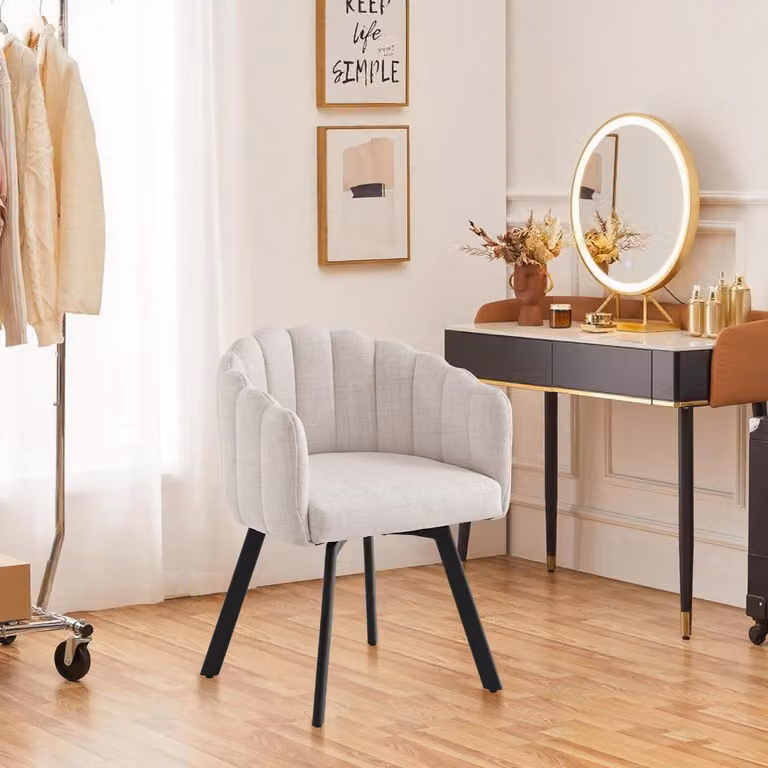 Poltrona girevole con braccioli, rivestita in lino, struttura in metallo, color beige