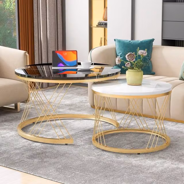 Set di 2 tavolini da salotto nidificanti moderni, tondi con finitura marmo e struttura color oro
