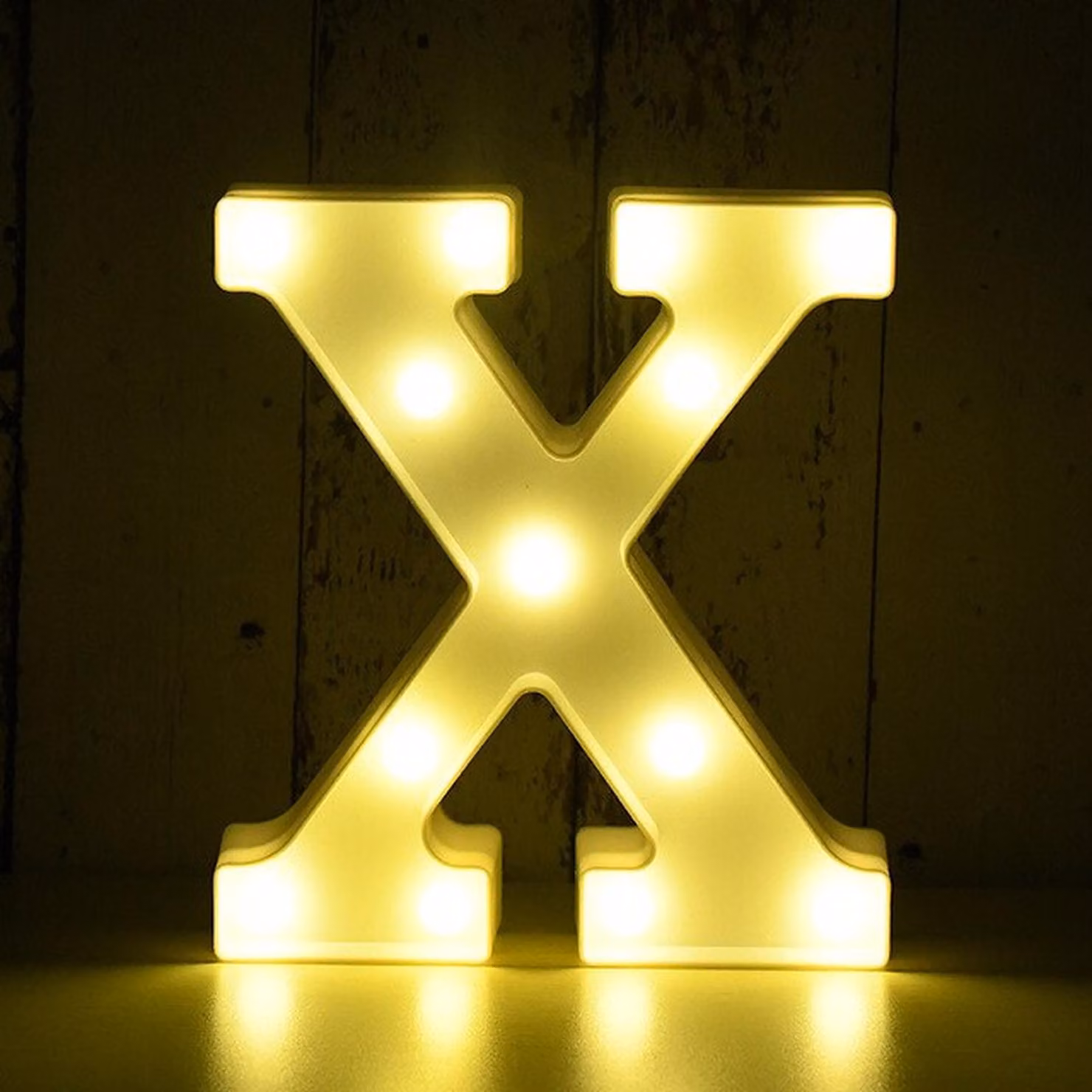 Lettera 3D illuminata a LED, lettera X da 22 cm