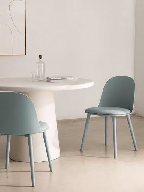 Sedia moderna in plastica verde Kenay Home – 1