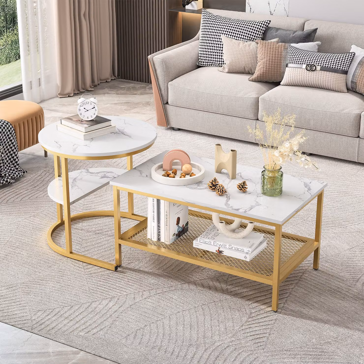 Set di 2 tavolini da caffè CDGlobal, tavolino da salotto moderno con motivo in marmo, tavolino da caffè opaco con vano portaoggetti, per soggiorno, balcone e ufficio, struttura in metallo, marmo bianco-oro metallico