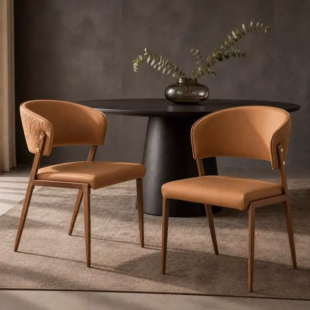 Sedia da pranzo moderna marrone in PU con struttura in metallo