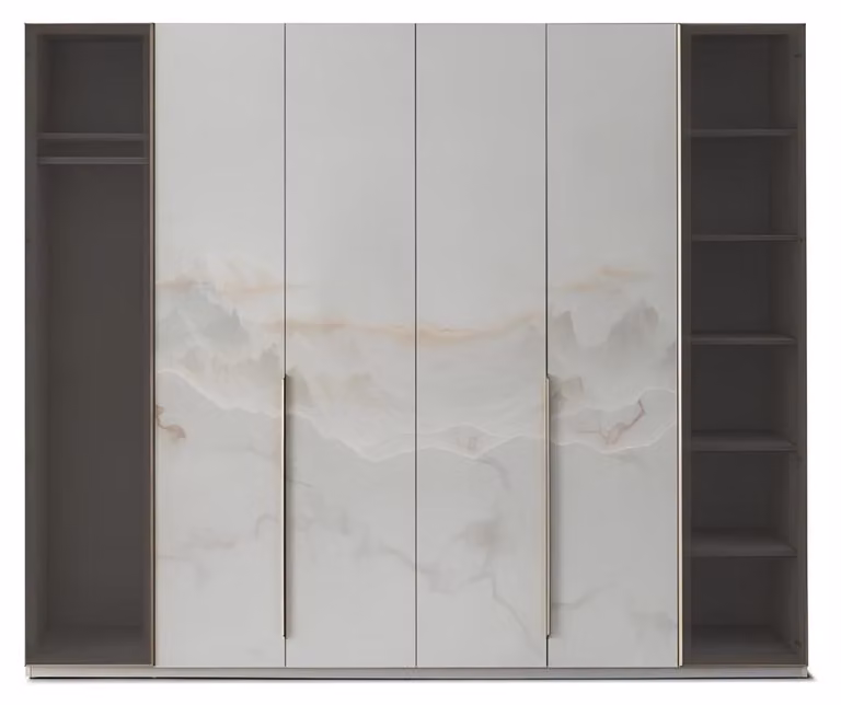 Armadio beige, stile moderno, struttura in legno, ripiani ampi, nuovo