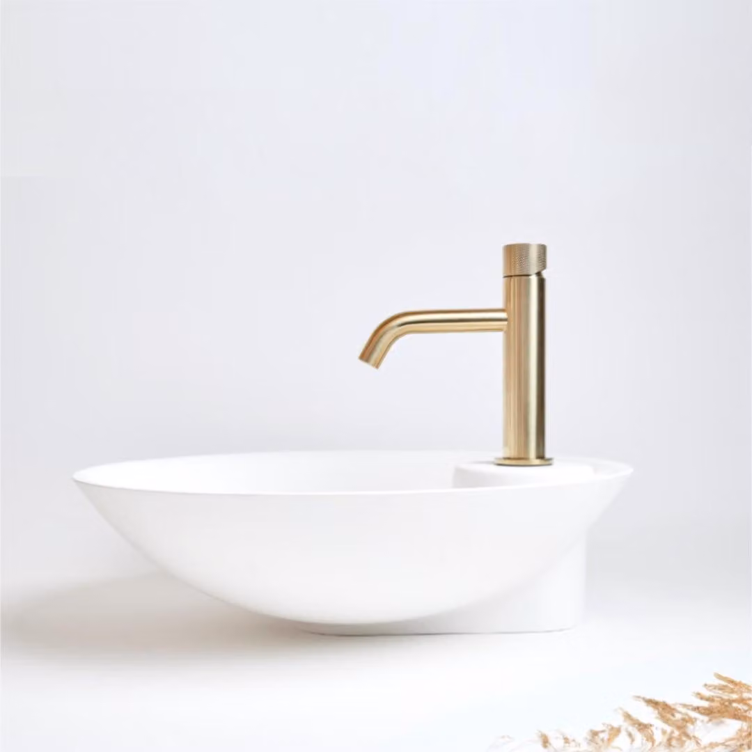 SANYCCES LOOP K ColdOpen Miscelatore monocomando per lavabo 17,3 cm, oro spazzolato