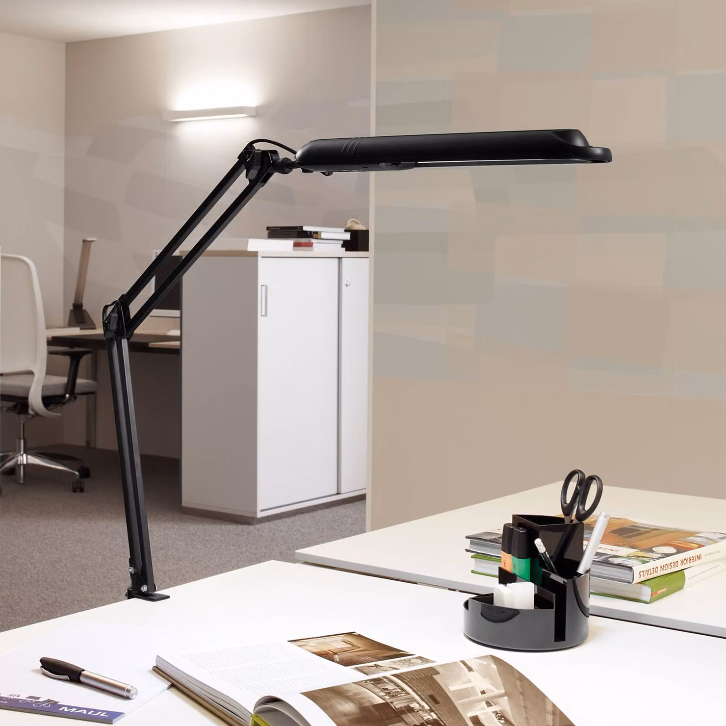 Maul Lampada da scrivania con morsetto MAULatlantic, Nero, Studio / Ufficio, Metallo, Moderno, Lampada con morsetto