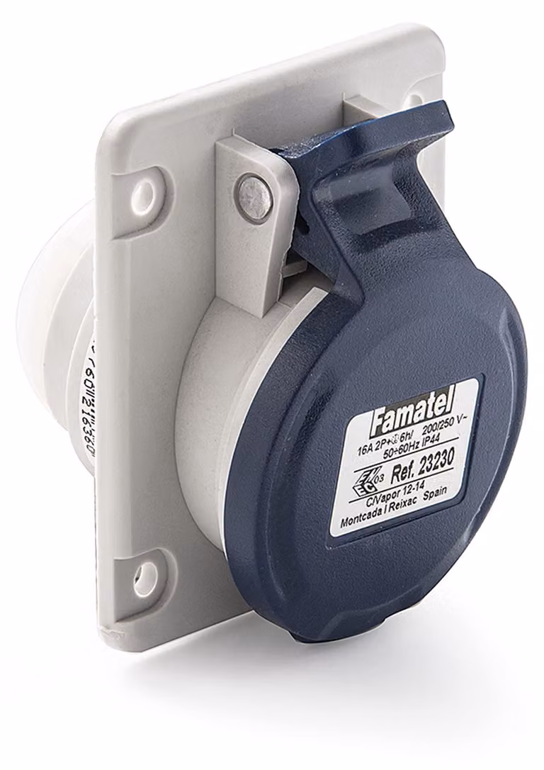Scatola da pannello angolare 32A 3P 230V IP44 23233 Famatel