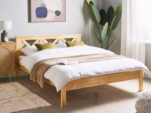Letto Beliani in legno di pino marrone con rete a doghe scandinava L/P: 160 x 200 cm – 1