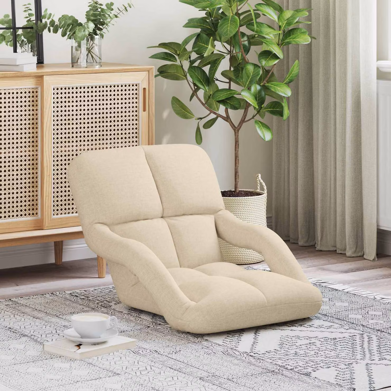 Sedia da pavimento regolabile con braccioli vidaXL in metallo imbottito, colore beige