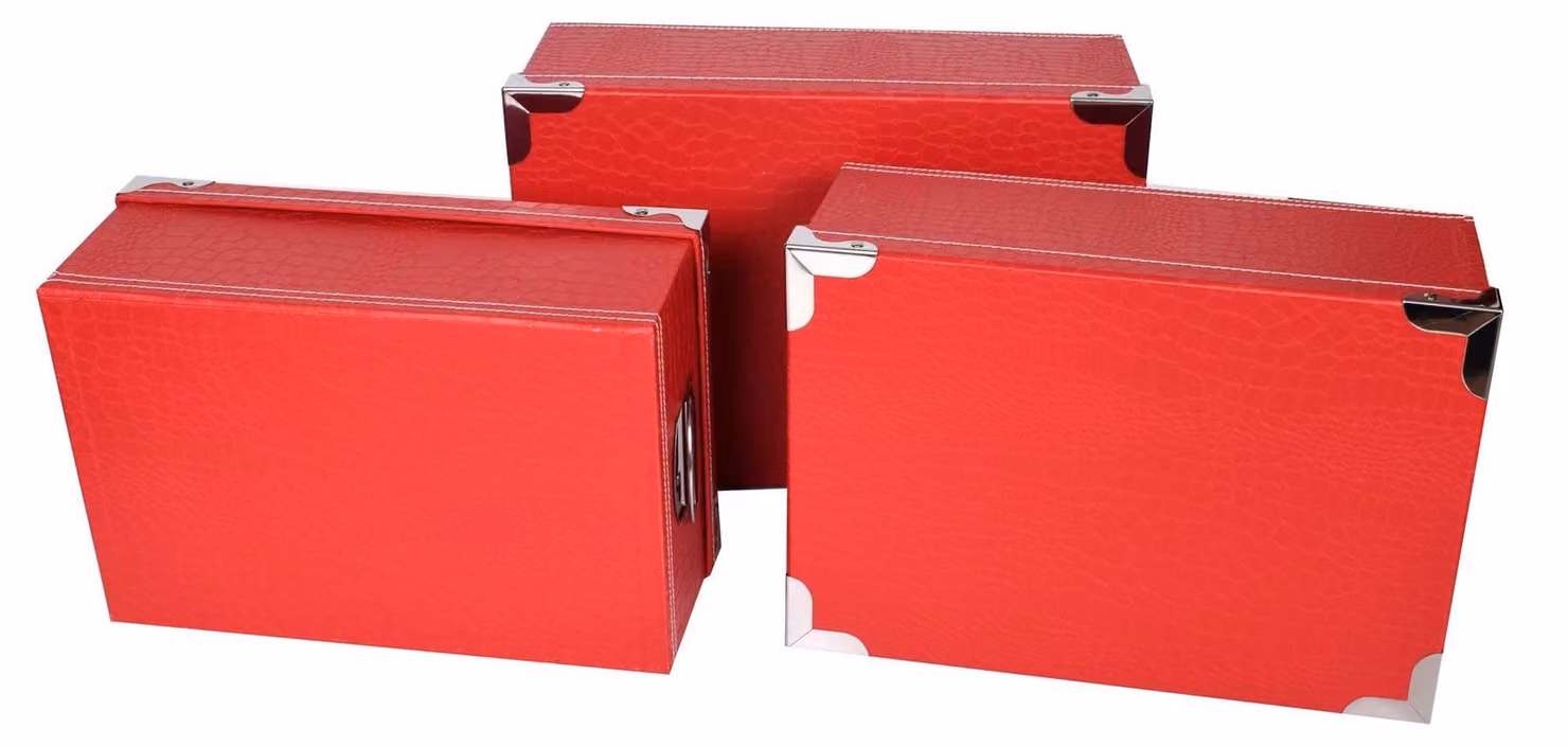 Set di 3 scatole di cartone per la conservazione, colore rosso