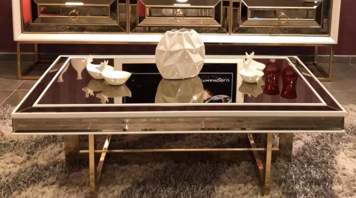 Tavolino Casa Padrino bianco/oro 120 x 80 x h. 43 cm - Tavolino da salotto con piano in vetro e vetro a specchio - Mobili da salotto