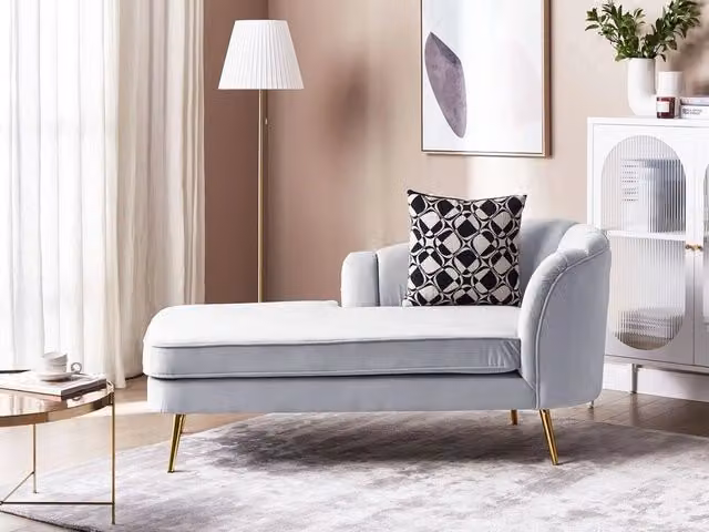 Chaise longue BELIANI in velluto grigio con gambe in metallo dorato versione destra L/P/H: 150 x 75 x 76 cm – 1