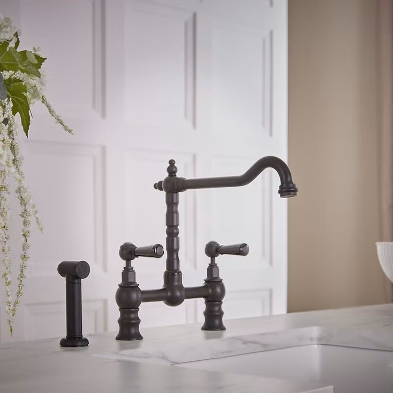 Miscelatore Classico da Cucina a Ponte con Spray Estraibile - Nero - Elizabeth