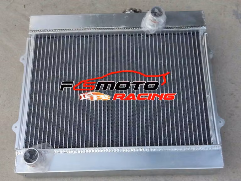Radiatore in alluminio - nucleo a 3 file, dimensioni 300x448x56 mm - per un raffreddamento ottimale del motore