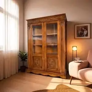Vetrinetta Alberta KIVIO in legno noce con 2 ante in vetro e decorazioni floreali, colore marrone, H: 210 cm, L: 155 cm, P: 50 cm – 2