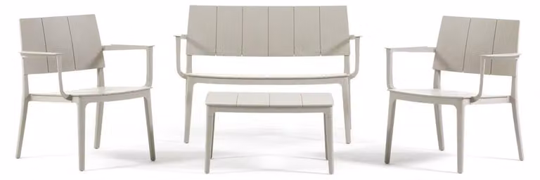 Set da giardino composto da divano a due posti, 2 poltrone e tavolino in polipropilene impilabile rinforzato con fibra di vetro, robusto, per terrazza, balcone, veranda, esterni - Merano - Greige