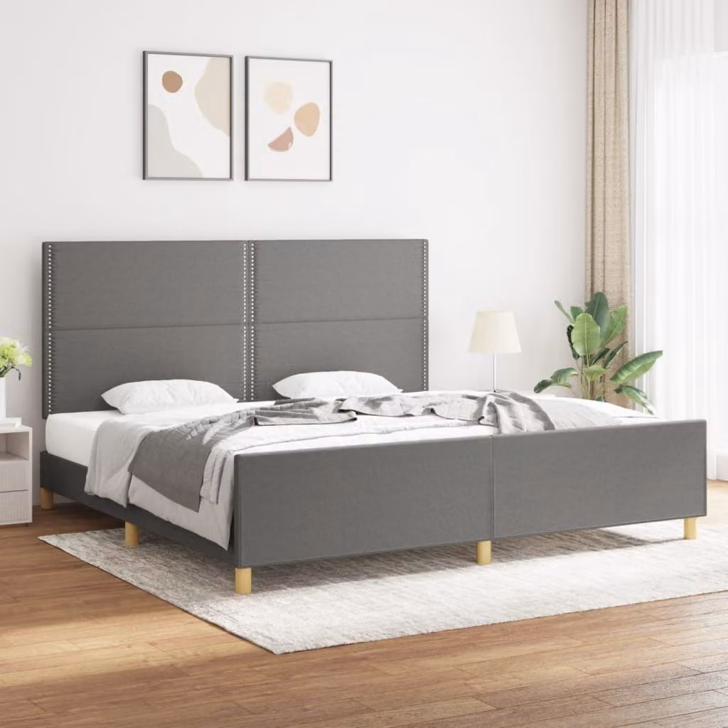 The Living Store Struttura letto con testiera in tessuto grigio scuro 200x200 cm