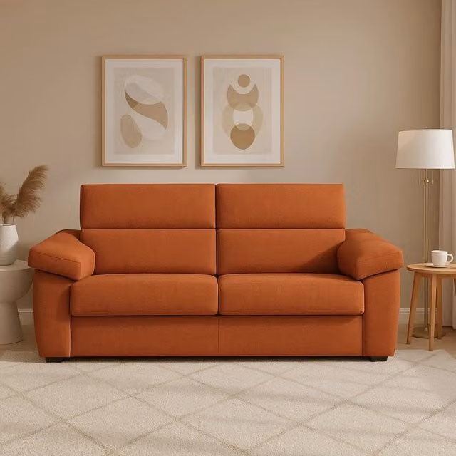 Divano Giffone DMORA a 3 posti in tessuto arancione con coperture sfoderabili e struttura in legno, L: 225 cm, P: 95 cm