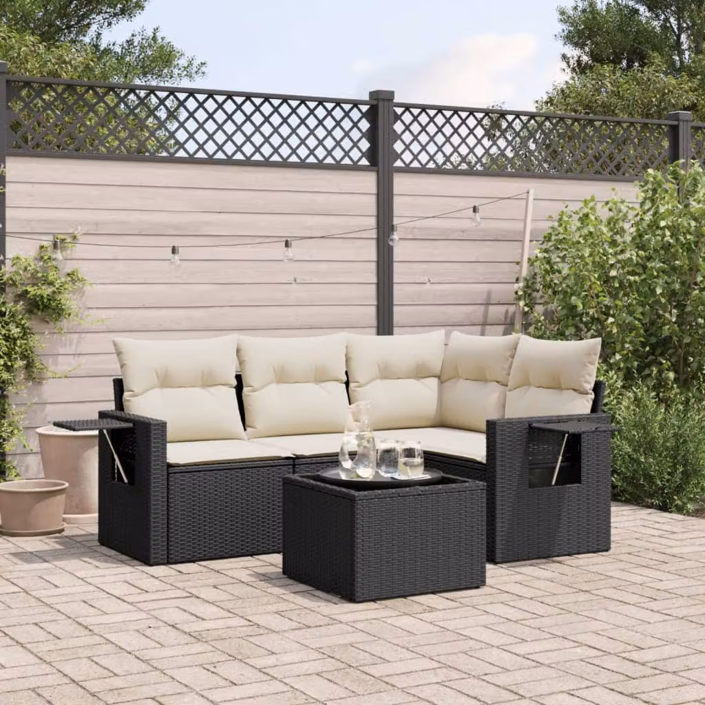vidaXL Set Divani da Giardino 5 pz in Polyrattan Nero con Cuscini e Tavolino da Esterno a Forma di L – 1