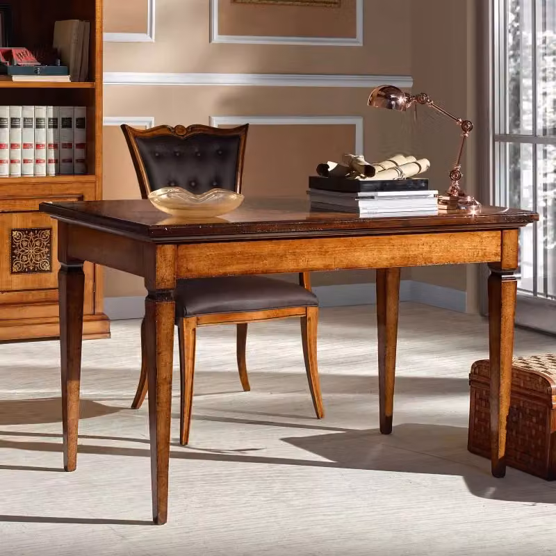 Scrivania classica in legno bicolore marrone con 2 cassetti e 2 tiretti Mobili 2G L: 129 cm, P: 69 cm, H: 78 cm – 2