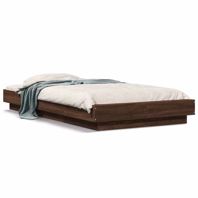 Letto singolo moderno Design In in legno multistrato color rovere marrone con luci LED sottobasso e porta USB, L: 75 cm, P: 190 cm