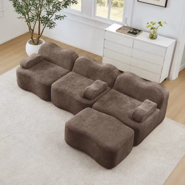 Divano angolare modulare MIVRAY in velluto marrone con pouf coordinato e imbottitura in schiuma per il tuo soggiorno