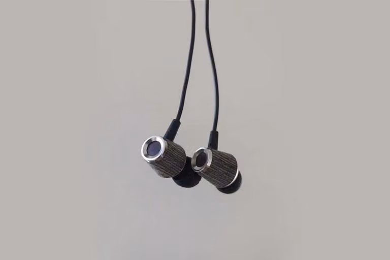 Cuffie CCA CST con guscio in legno e microfono