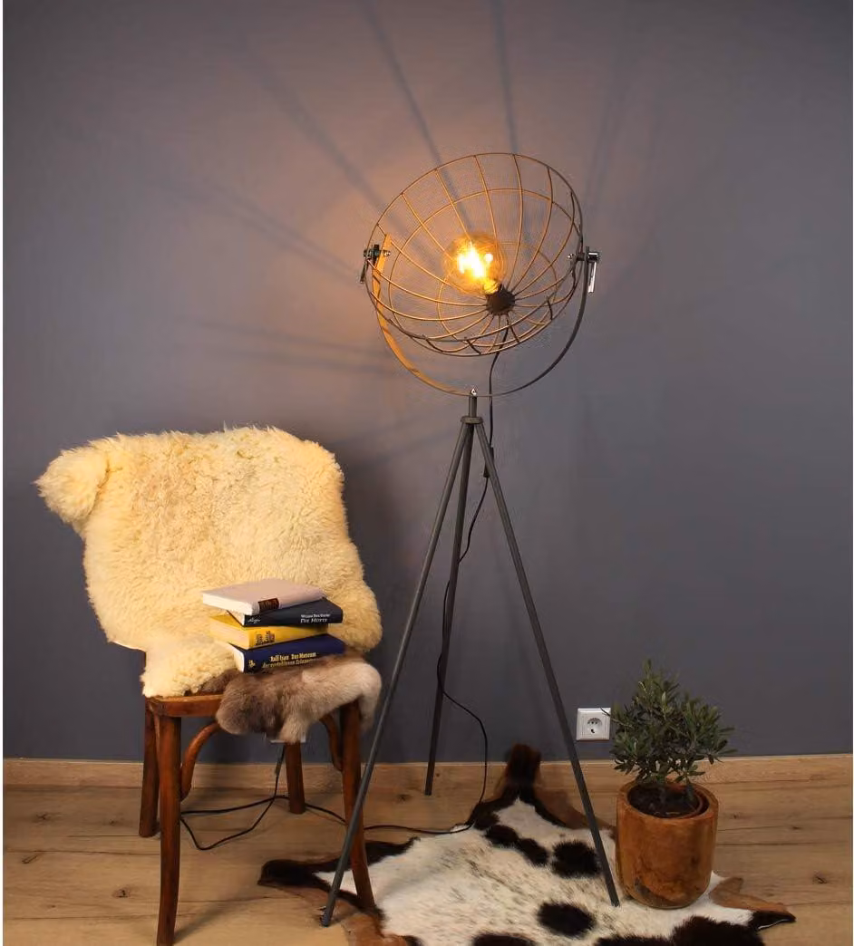 Lampada da terra moderna in stile retrò in metallo con paralume a traliccio antracite e treppiede
