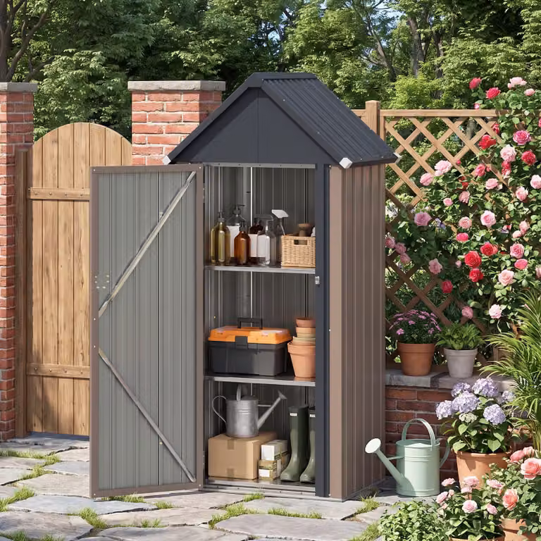Capanno da giardino Costway in metallo zincato marrone con tetto spiovente, 3 ripiani regolabili e porta, casetta porta attrezzi da esterno per cortile e patio