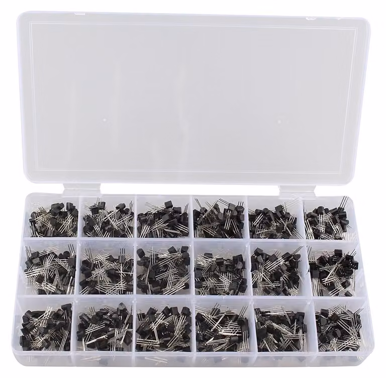 Assortimento di transistor TO-92, tipo NPN e PNP, confezione da 900 pezzi, tensione nominale da 40 a 160 V