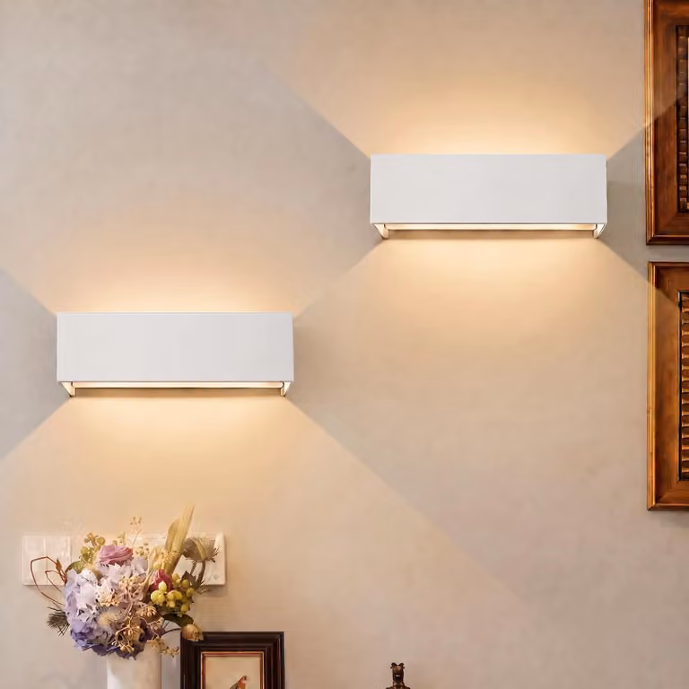 Lampada a LED da parete, 30W, 3000K, grado di protezione IP65, design a luce direzionale verso l'alto e verso il basso, set da 2, colore bianco
