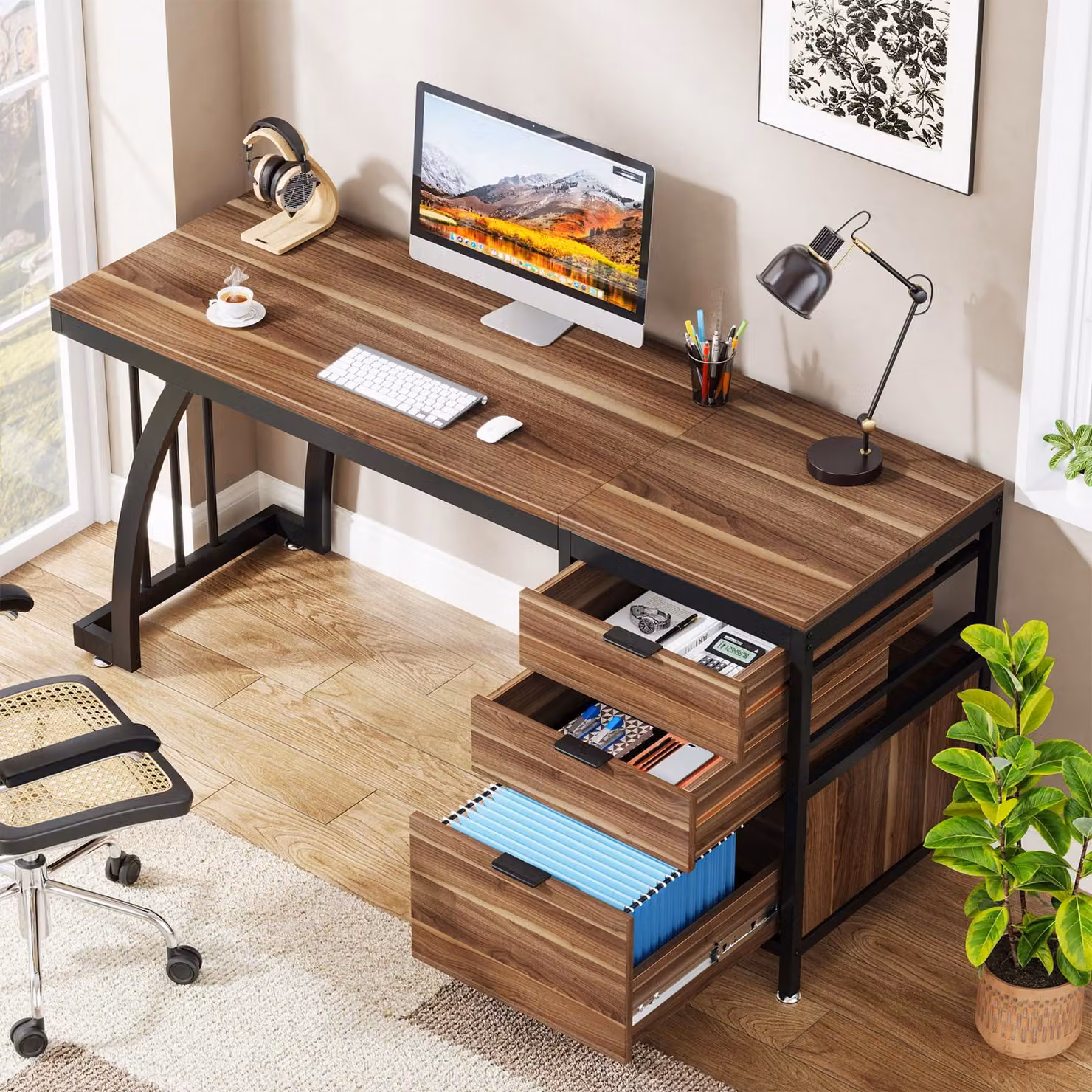 Scrivania Tribesigns a 3 cassetti, 150 cm, stile industriale, con ripiano porta documenti, scrivania per l'ufficio in casa con ampio piano di lavoro, struttura in metallo, noce