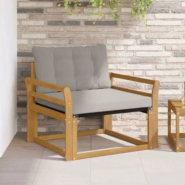 Set di divani da esterno moderni in legno di acacia massello e textilene con cuscini bianchi e grigi per giardino e terrazza