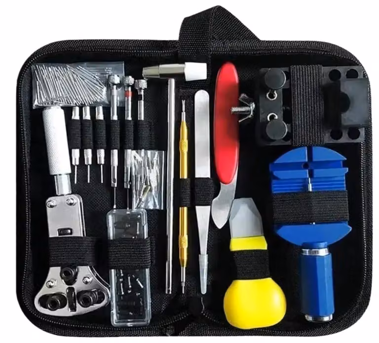 Kit di strumenti per la riparazione di orologi