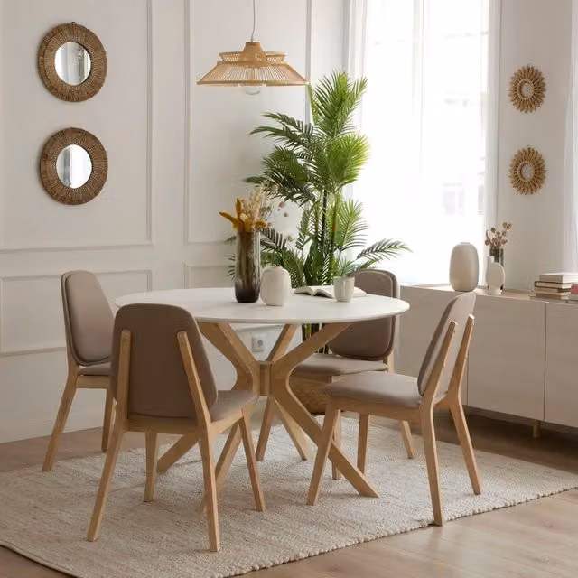Tavolo da pranzo rotondo Banak in legno bianco e naturale con design scandinavo, Diametro: 120 cm