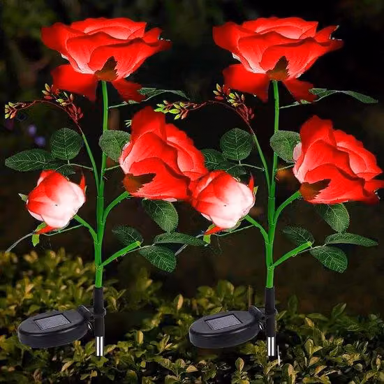 Set da 2 luci solari da giardino con 6 grandi petali di rosa rossi, impermeabili, per vialetti