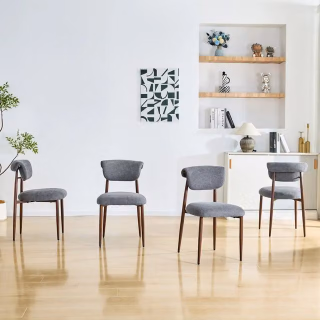 Desviae Set di 4 sedie da pranzo imbottite in lino grigio con schienale curvo e gambe in metallo 83 × 58,5 × 48 cm