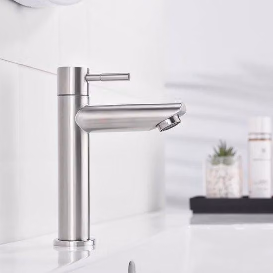 Miscelatore monocomando per lavabo Famanu, solo acqua fredda, con finitura in acciaio inossidabile spazzolato