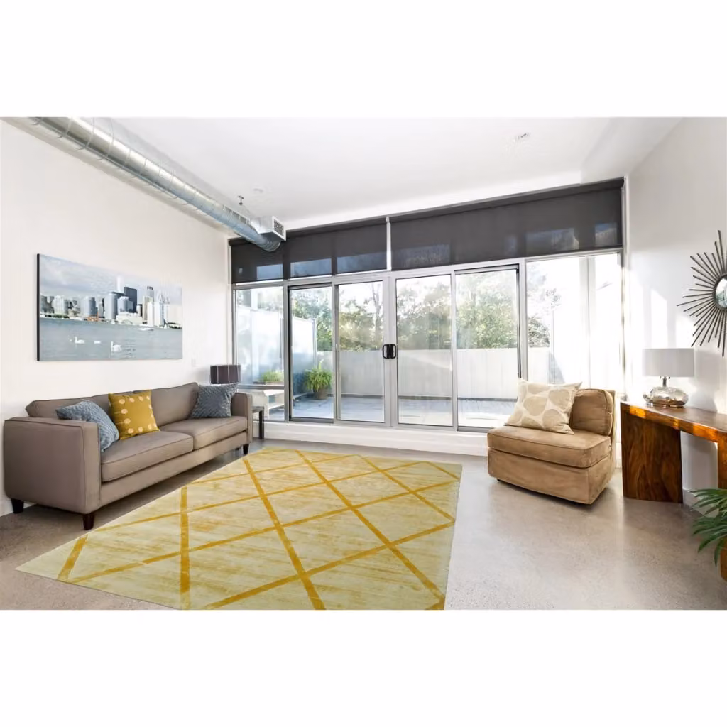 Tappeto rettangolare a pelo corto Luxury 210 di KENDRA HOME in viscosa con design a rombi beige e giallo – 2
