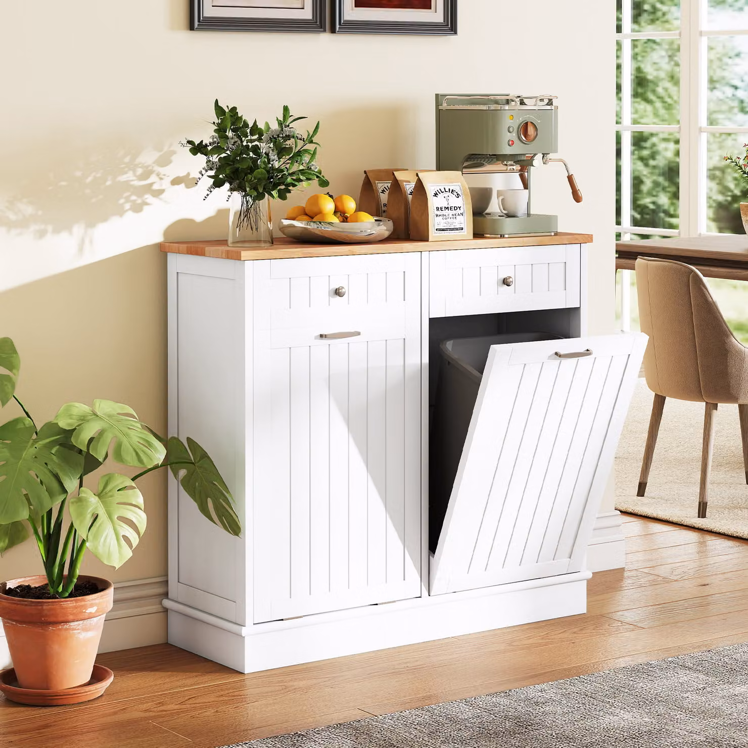Isola da cucina Costway bianca con piano in legno di caucciù, cestini ribaltabili doppi per il riciclaggio e 2 cassetti