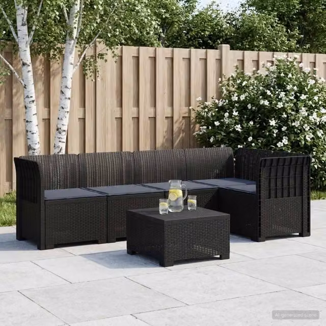 Divano da Giardino 5 Posti con Cuscini Stile Rattan PP 3444037