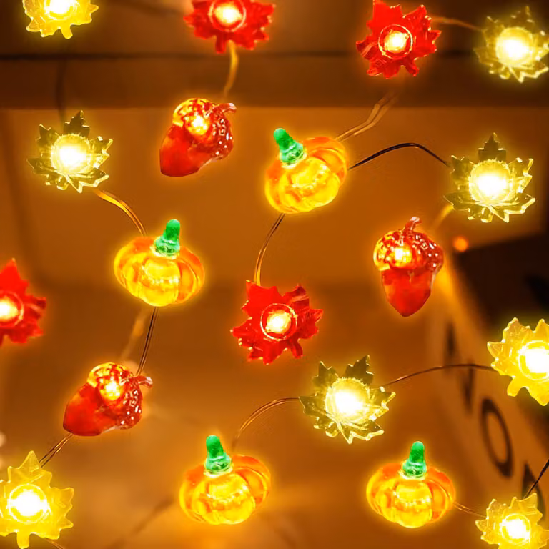 Catena luminosa autunnale, 300 cm, 30 LED, con foglie di acero e zucche, adatta per interni ed esterni