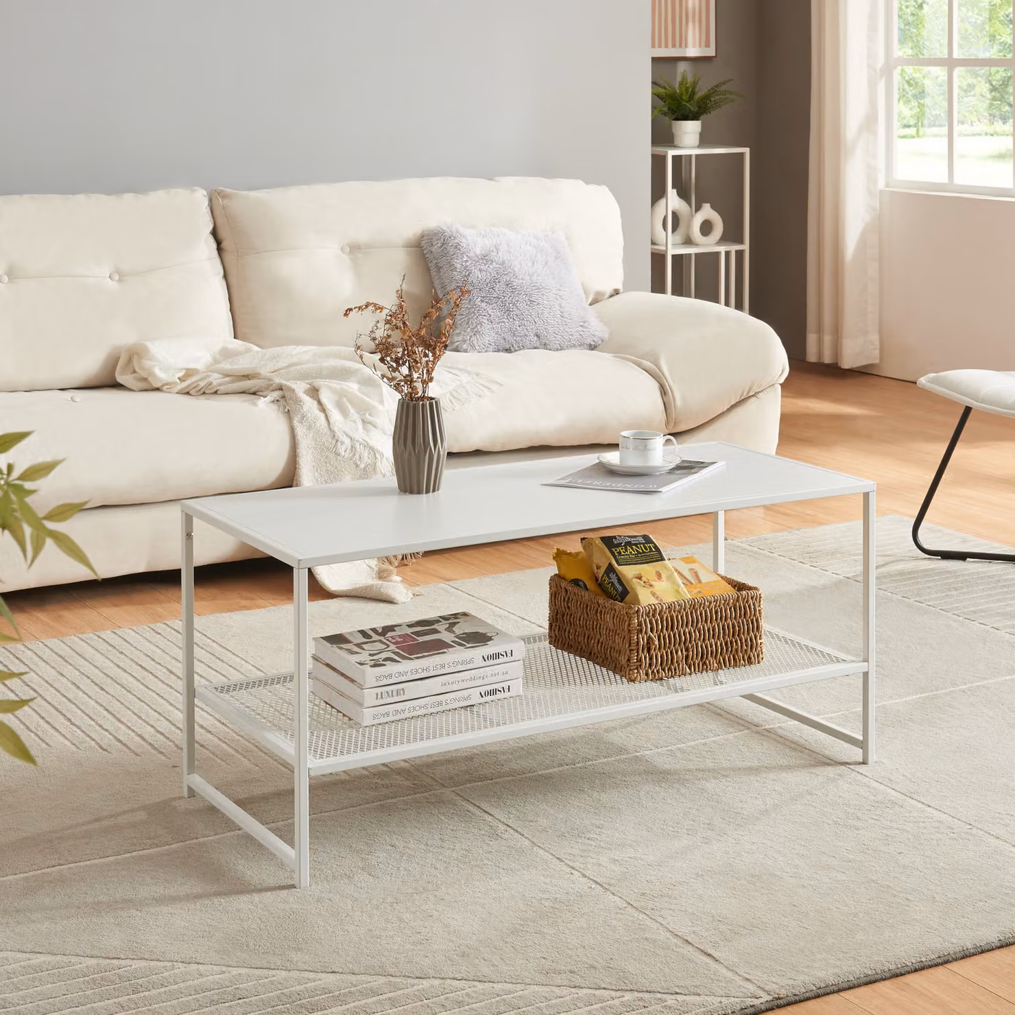 Tavolino 'Ruokolahti' con ripiano a griglia in acciaio 102x43x46cm Bianco