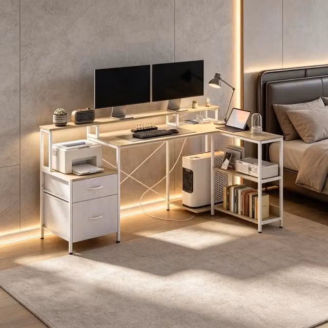 Scrivania ad angolo con illuminazione LED RGB, prese integrate, supporto monitor e 2 cassetti