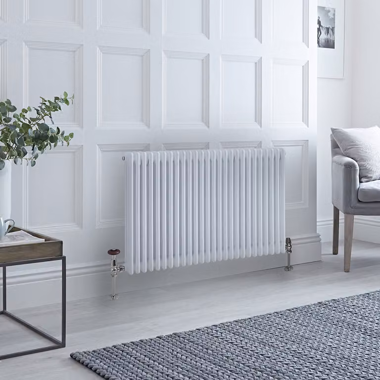 Radiatore Tradizionale Orizzontale Triplo Bianco - 750 x 1190mm - Regent